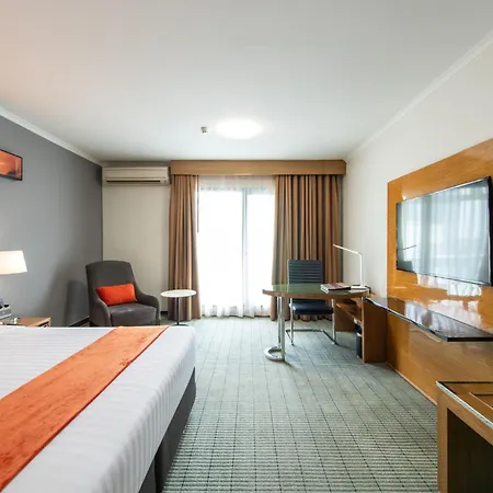 Maple Hotel