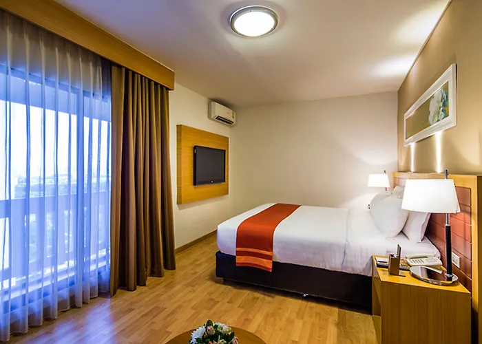 Maple Hotel 5*