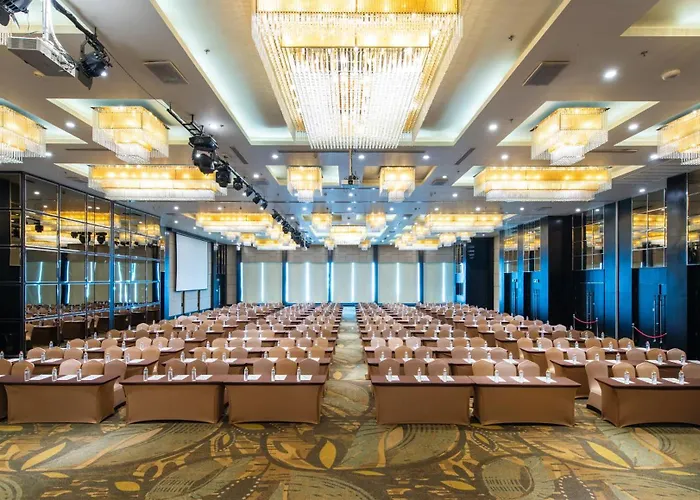 Maple Hotel 5*
